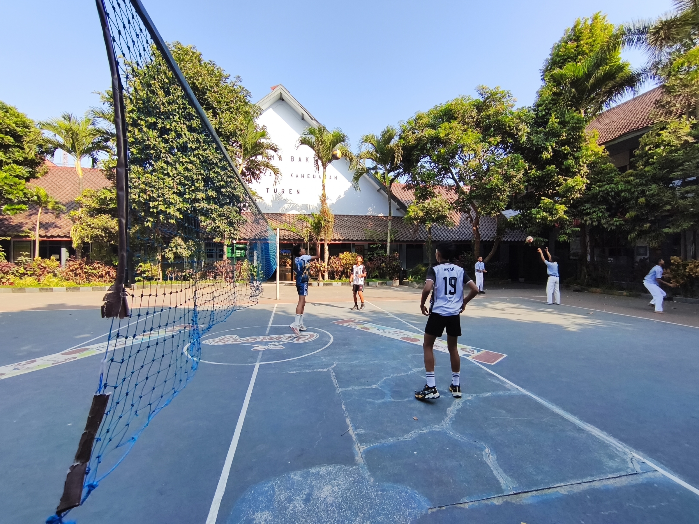 Kegiatan Rutin Bola Voli