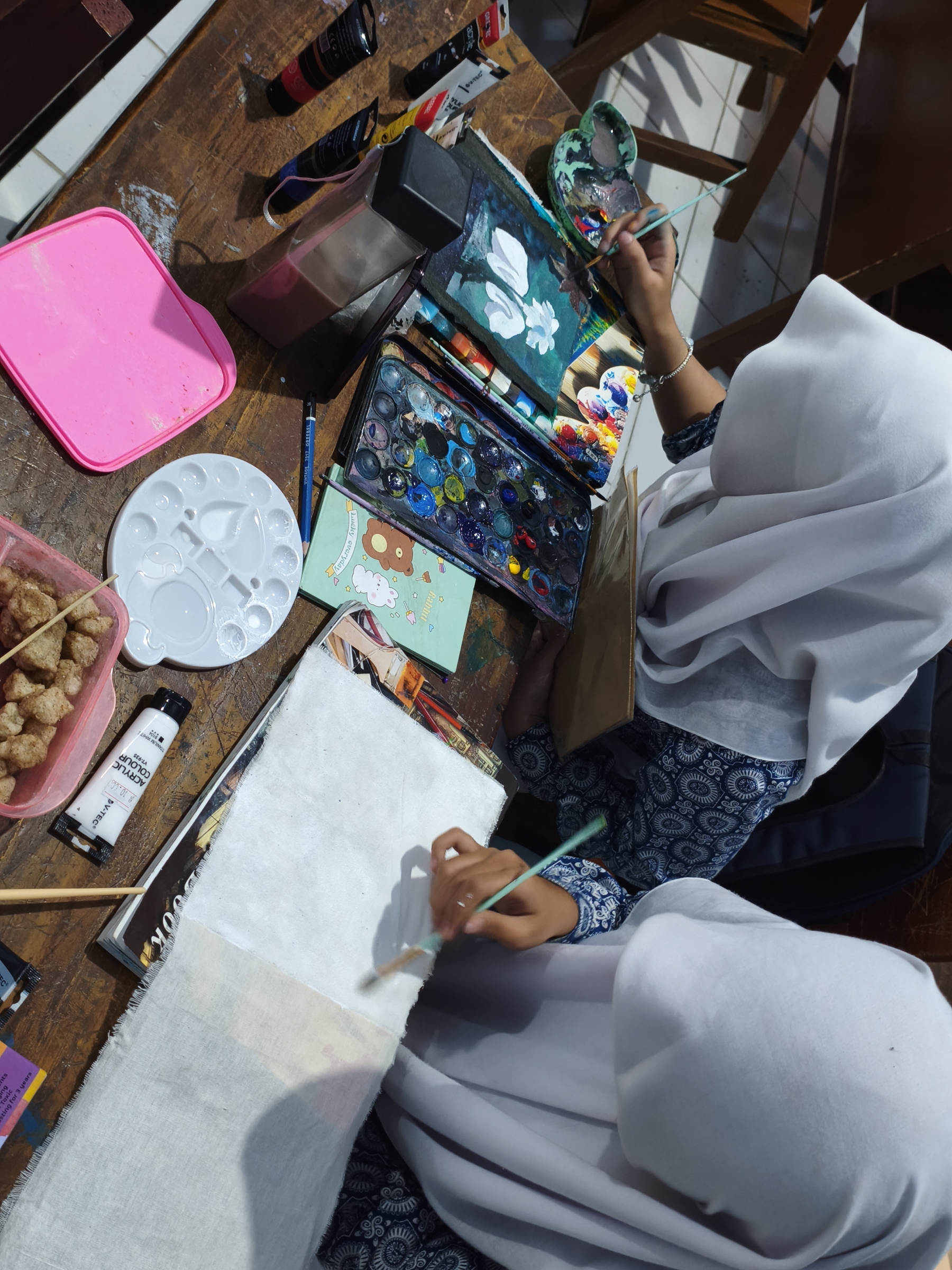 Kegiatan Rutin Extra Seni Lukis
