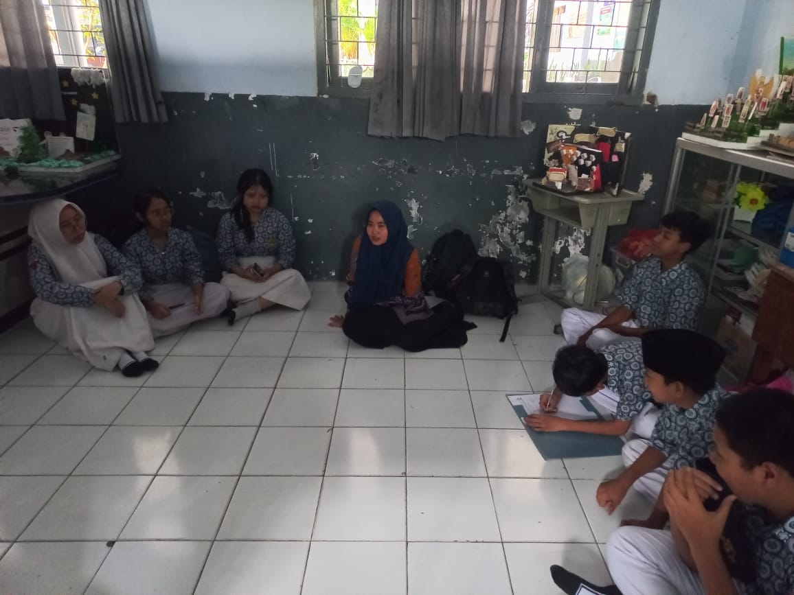 Kegiatan Rutin English Club