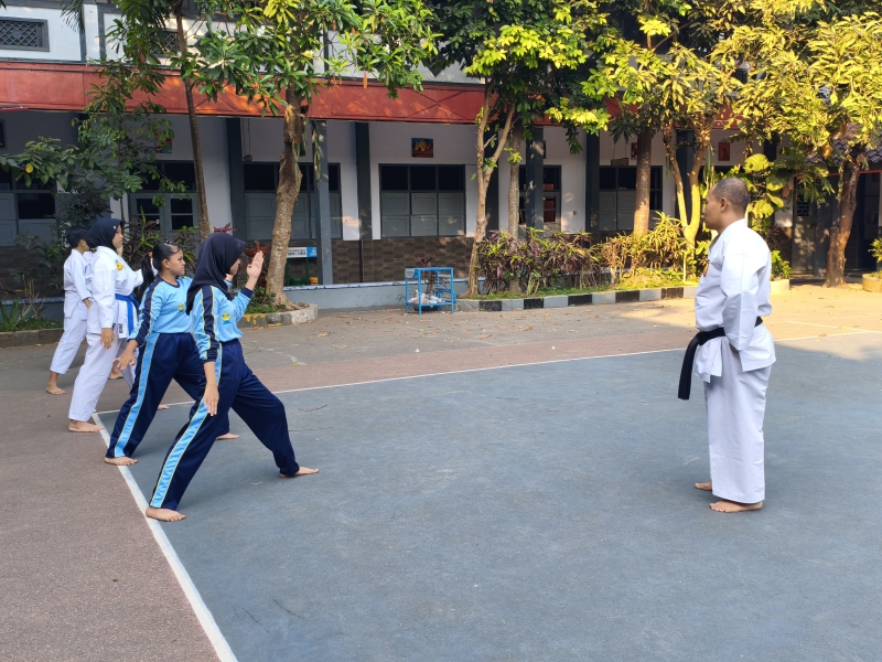 Kegiatan Rutin Karate