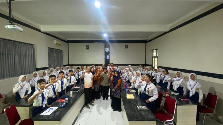 LDKS OSIS SMPN 1 Turen 2025/2026: Mencetak Pemimpin Berkarakter di Ruang Kelas Hingga Alam Terbuka!