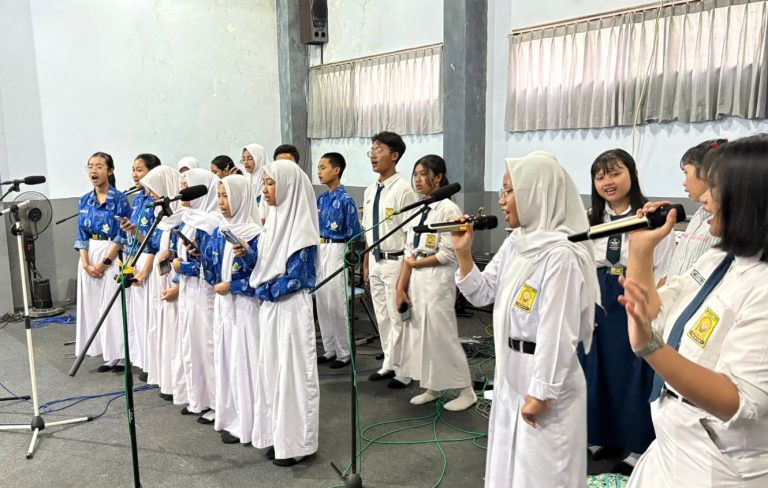 Extrakurikulier Paduan Suara Spenza