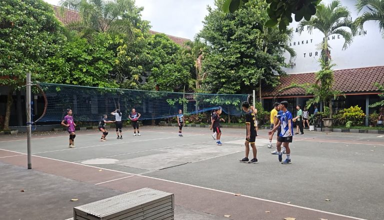 Extrakurikulier Bola Voli